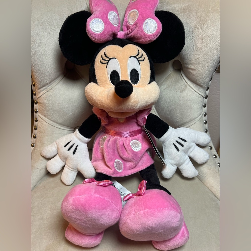 Disney Collection Minnie Mouse in Pink Polka Dot Dress Plush 17”/ NEW‎